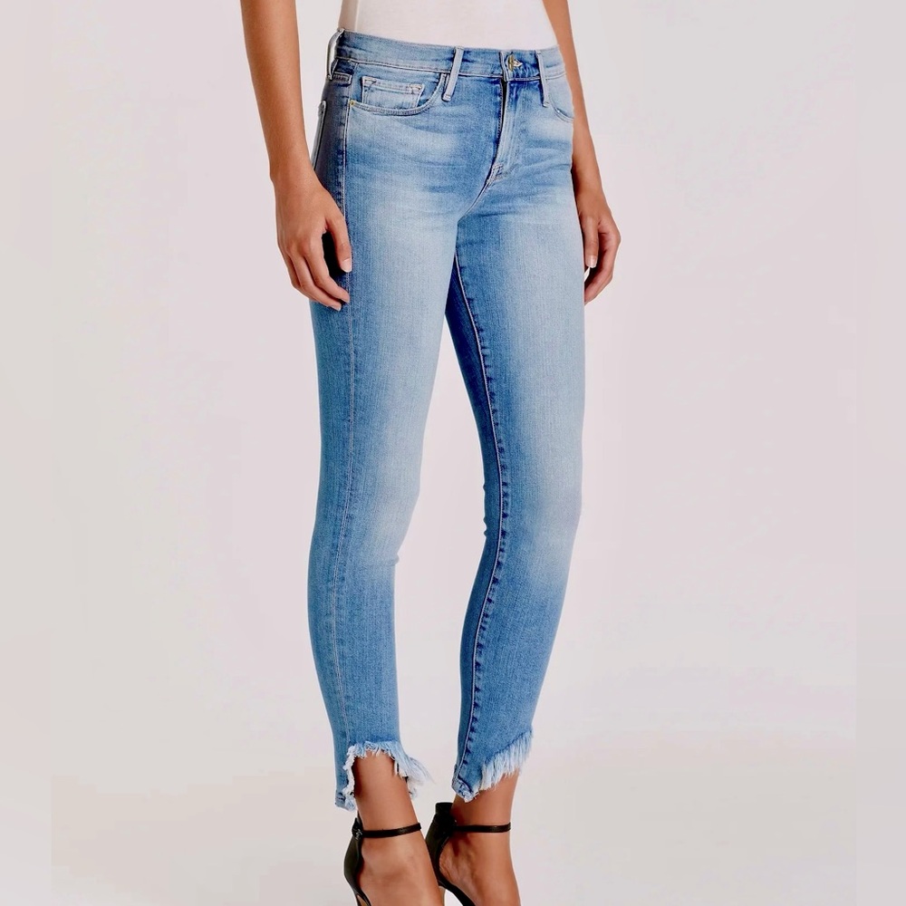 FRAME Denim Le High Skinny Light Blue Jeans w Frayed Hem